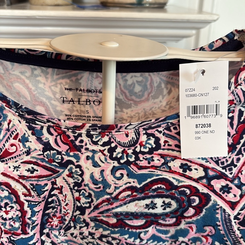 Talbots paisley long sleeve tee . NWT. Retail 69.95‎ - Picture 2 of 6